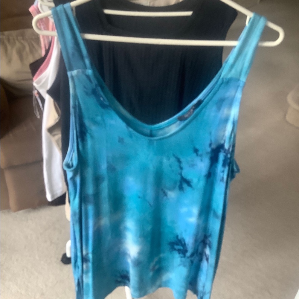 Tank Tops - Picture 9 of 16